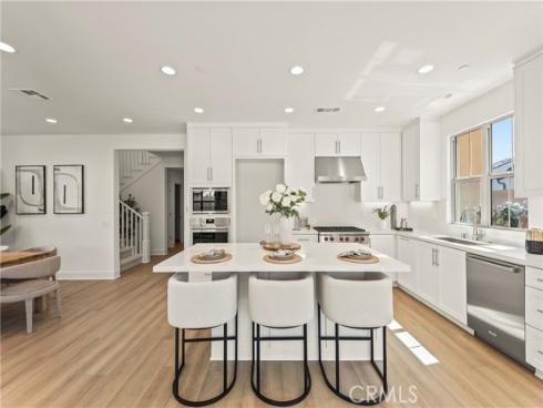 173  Somera  , Irvine, CA