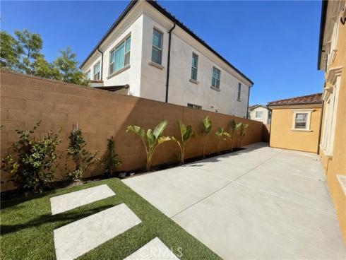 173  Somera  , Irvine, CA