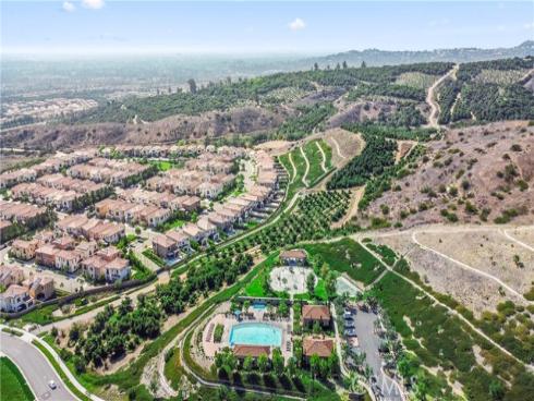 173  Somera  , Irvine, CA