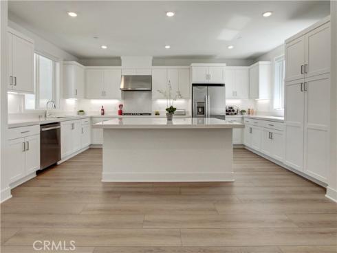 230  Sora  , Irvine, CA