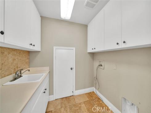 26 Secret Gdn , Irvine, CA