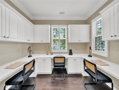 26 Secret Gdn , Irvine, CA