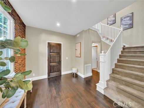 26 Secret Gdn , Irvine, CA