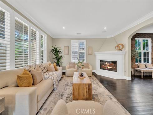 26 Secret Gdn , Irvine, CA