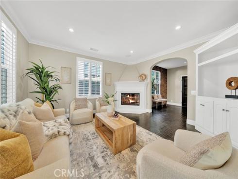 26 Secret Gdn , Irvine, CA