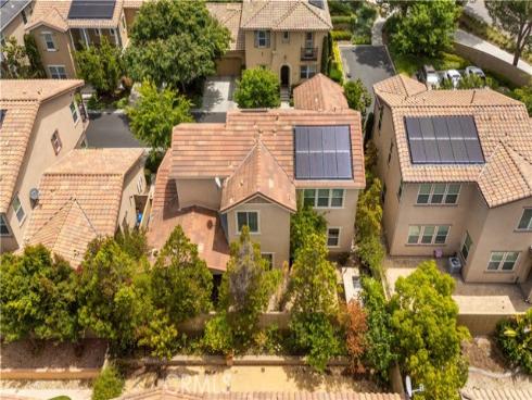 228  Wicker  , Irvine, CA