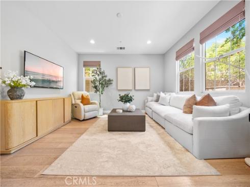 228  Wicker  , Irvine, CA