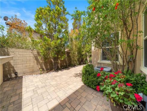 228  Wicker  , Irvine, CA