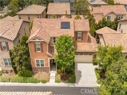 228  Wicker  , Irvine, CA