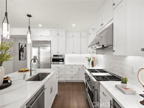 103 Aims , Irvine, CA