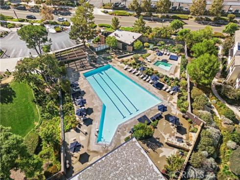 103 Aims , Irvine, CA