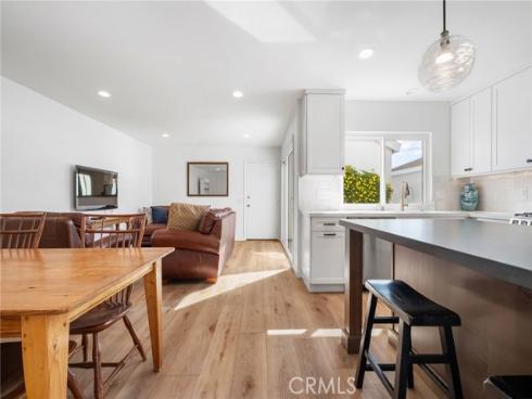 22  Silkleaf  , Irvine, CA