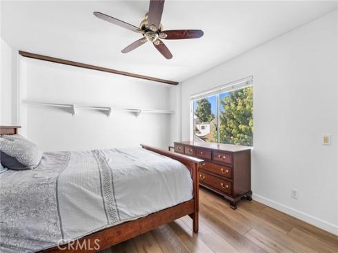 22  Silkleaf  , Irvine, CA