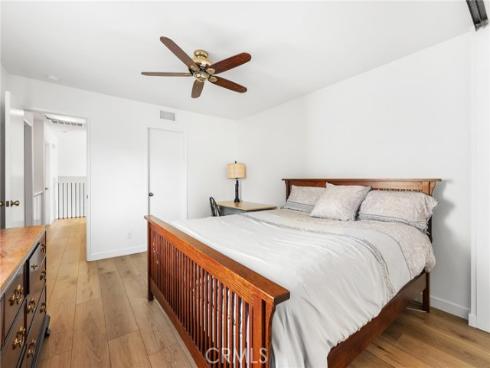 22  Silkleaf  , Irvine, CA