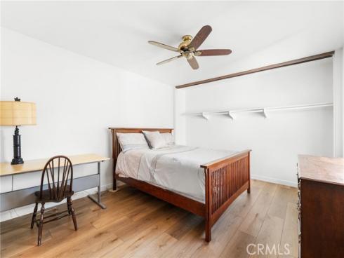 22  Silkleaf  , Irvine, CA