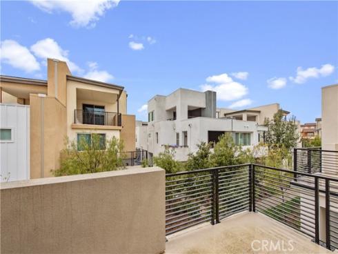 153  Spectacle  , Irvine, CA