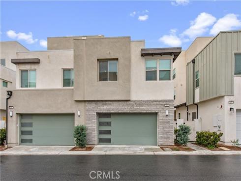 153  Spectacle  , Irvine, CA