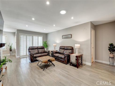 5111 Alder , Irvine, CA