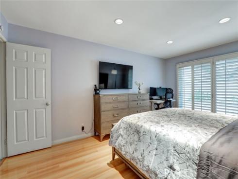 5111 Alder , Irvine, CA