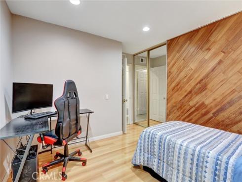 5111 Alder , Irvine, CA