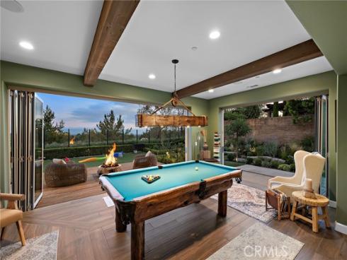 137 Sunset , Irvine, CA