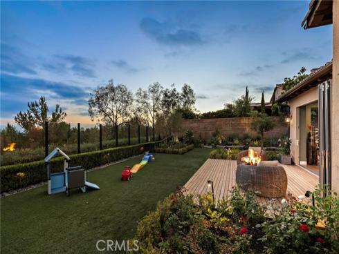 137 Sunset , Irvine, CA