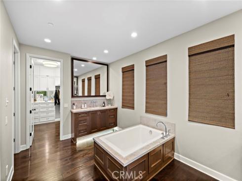 137 Sunset , Irvine, CA