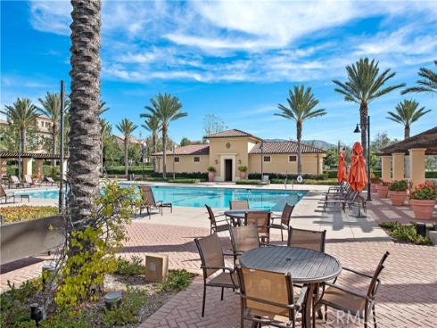 137 Sunset , Irvine, CA