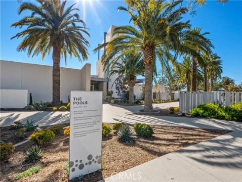 102  Fable  , Irvine, CA