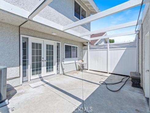 4  Wintergreen  4 , Irvine, CA