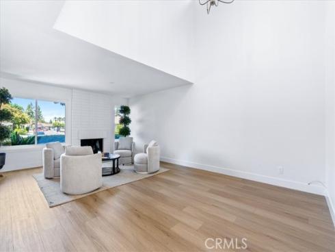 4  Wintergreen  4 , Irvine, CA