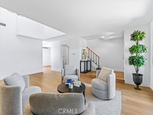 4  Wintergreen  4 , Irvine, CA