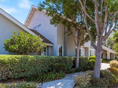 4  Wintergreen  4 , Irvine, CA