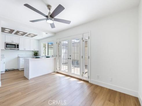 4  Wintergreen  4 , Irvine, CA