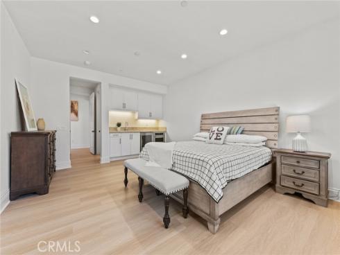 115  Mustard  , Irvine, CA