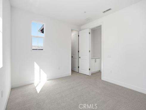 673  Beacon  , Irvine, CA