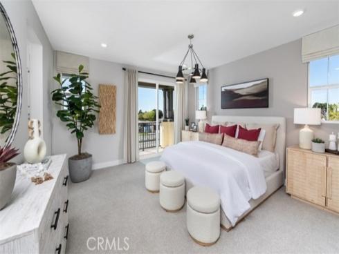 673  Beacon  , Irvine, CA