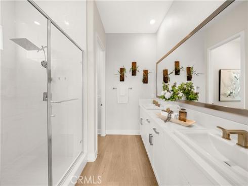 106  Aspect  , Irvine, CA