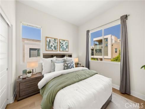 106  Aspect  , Irvine, CA