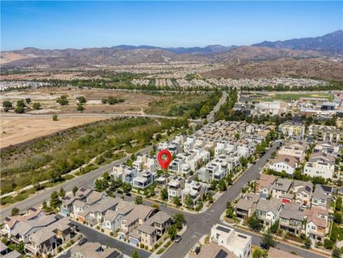 106  Aspect  , Irvine, CA