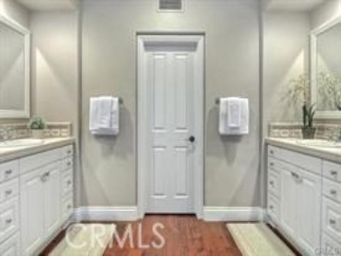 22  Sanctuary  , Irvine, CA