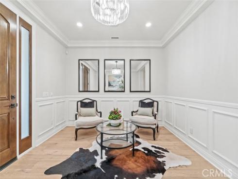 208 Radial , Irvine, CA