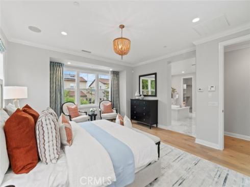 208 Radial , Irvine, CA