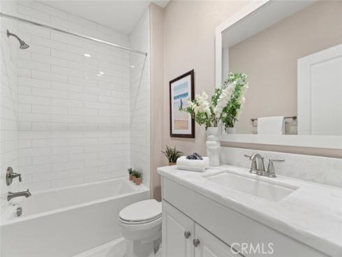 208 Radial , Irvine, CA