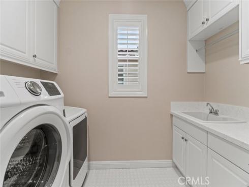 208 Radial , Irvine, CA