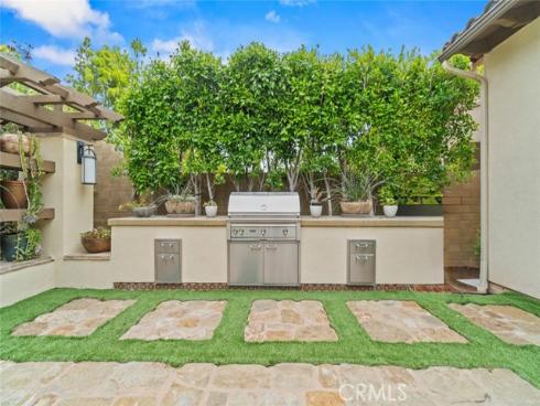 208 Radial , Irvine, CA