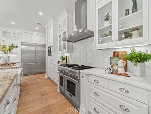 208 Radial , Irvine, CA