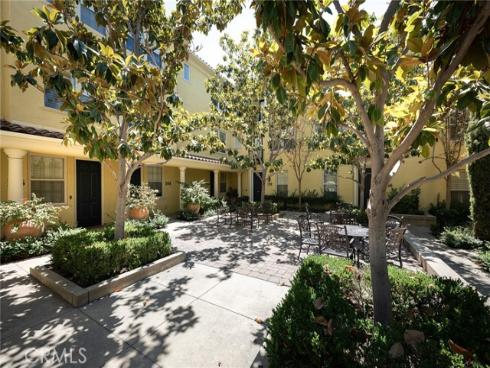 142 Pantheon , Irvine, CA