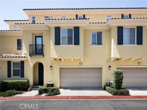 142 Pantheon , Irvine, CA