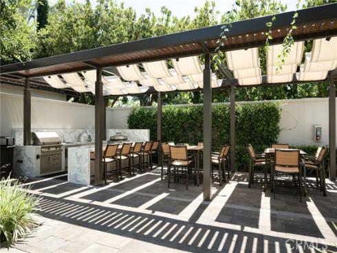 142 Pantheon , Irvine, CA